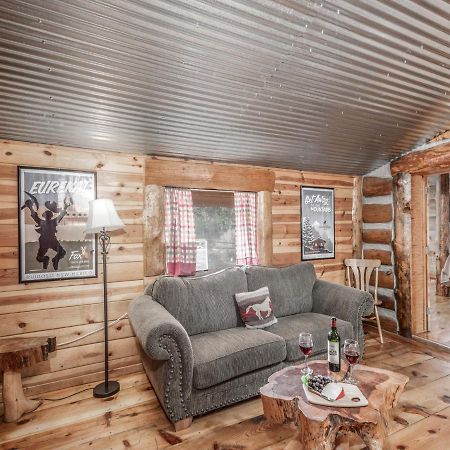 Sleeping Bear, 2 Bedrooms, Front Deck, Midtown, Sleeps 6 Ruidoso Exterior foto