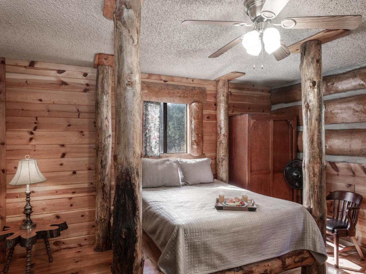 Sleeping Bear, 2 Bedrooms, Front Deck, Midtown, Sleeps 6 Ruidoso Exterior foto