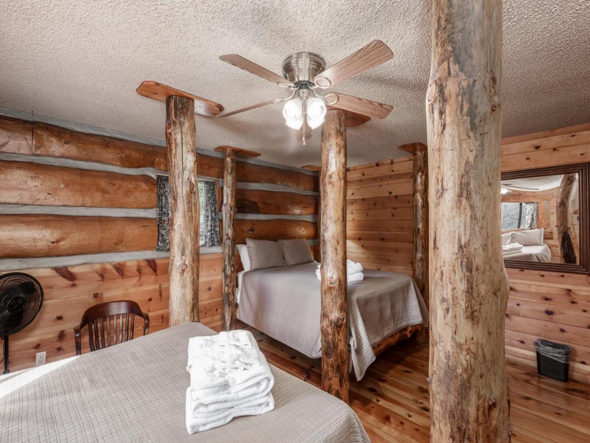 Sleeping Bear, 2 Bedrooms, Front Deck, Midtown, Sleeps 6 Ruidoso Exterior foto